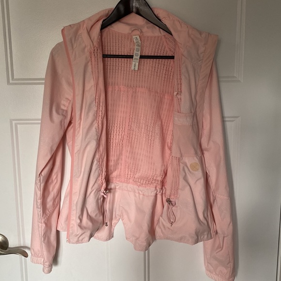 Lululemon Jacket - Picture 4 of 4